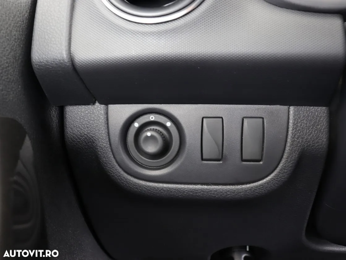 Dacia Logan - 12
