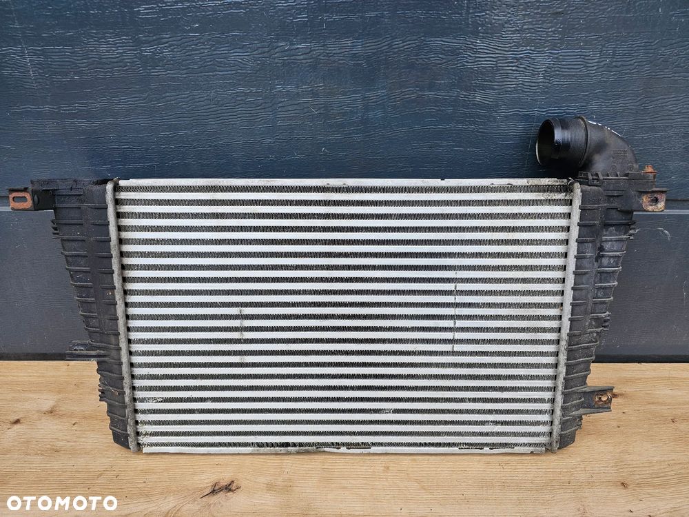 INTERCOOLER CHŁODNICA POWIETRZA OPEL ZAFIRA B ASTRA H 1.9 CDTI 120-150KM 13243008 - 14