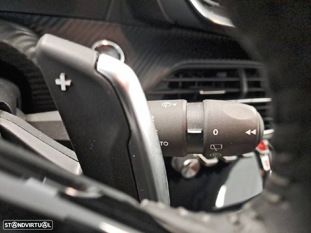 Peugeot 208 1.2 PureTech Allure Pack EAT8 - 15