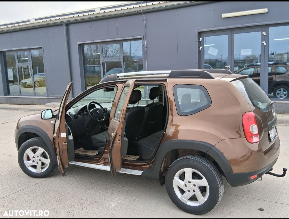 Dacia Duster 1.6 16V 4x4 Prestige - 5