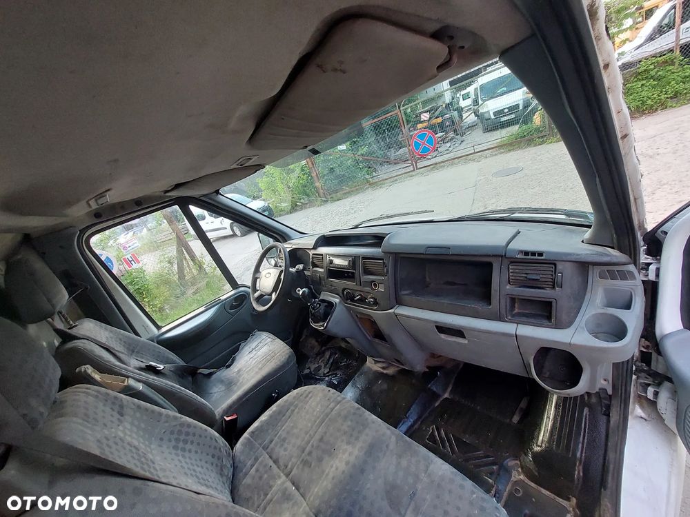 Ford Transit - 16