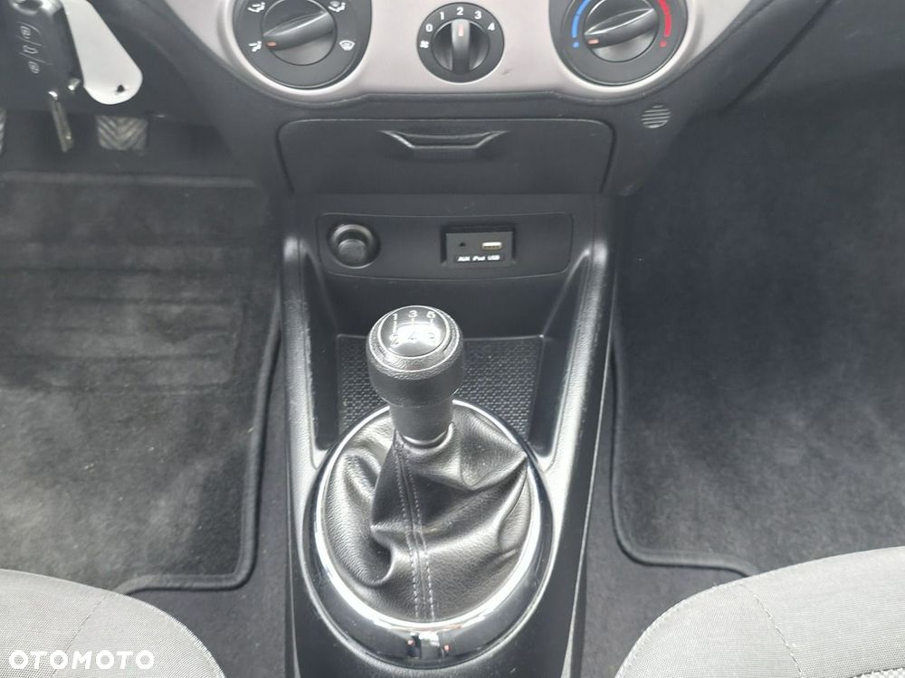 Hyundai i20 - 16