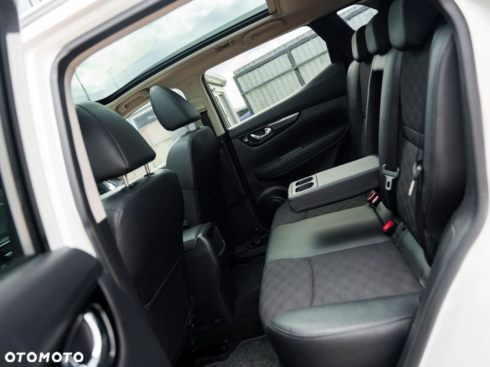 Nissan Qashqai 1.6 DCi Tekna+ Xtronic - 14