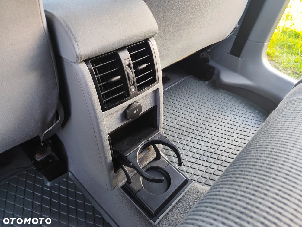 Volkswagen Caddy Life - 27