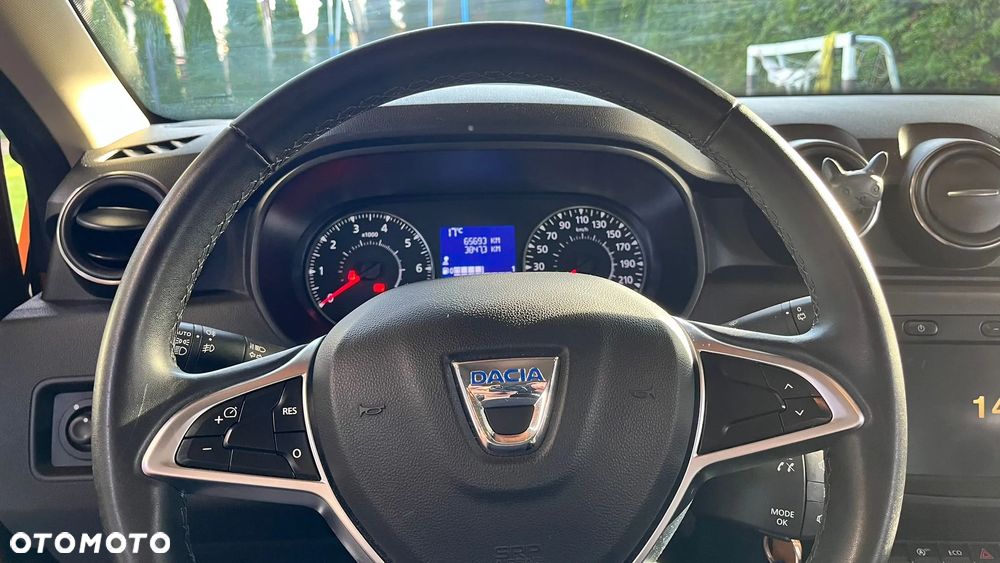 Dacia Duster 1.6 SCe Access S&S - 8