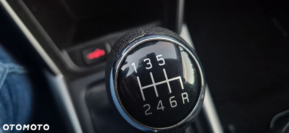 Suzuki SX4 S-Cross 1.4 SHVS Premium - 28