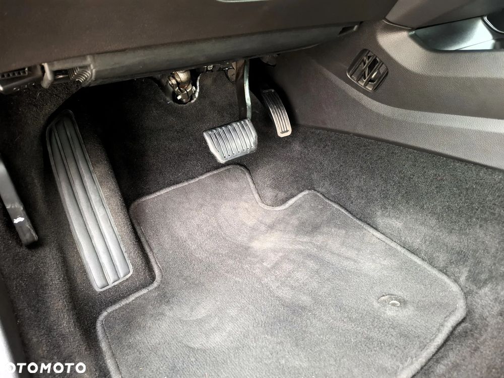 Ford Mondeo 2.0 EcoBlue Titanium - 20