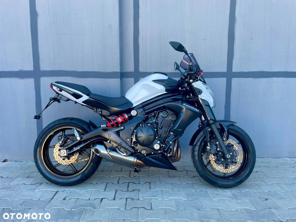 Kawasaki ER - 2