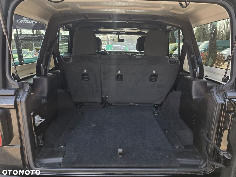 Jeep Wrangler 2.0 T-GDI AWD Automatik Sport - 25