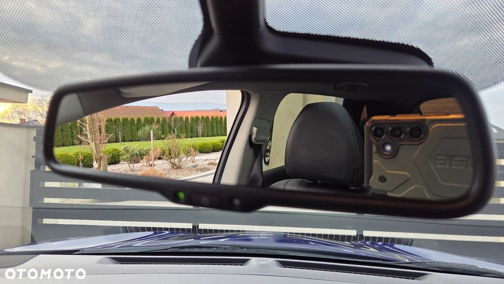 Nissan Qashqai 1.6 DCi Xtronic N-Connecta - 19