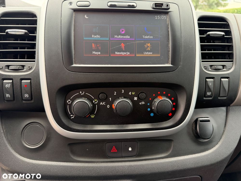 Renault Trafic - 19