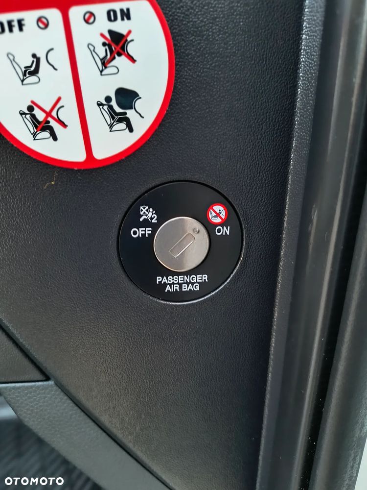 Hyundai ix35 2.0 CRDi 4WD Automatik Premium - 20