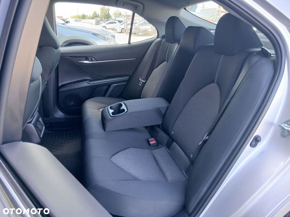 Toyota Camry 2.5 Hybrid Comfort CVT - 20
