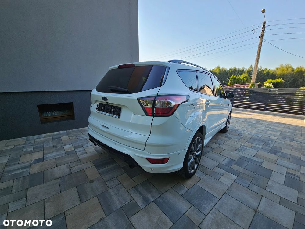 Ford Kuga 1.5 EcoBoost 2x4 ST-Line - 7