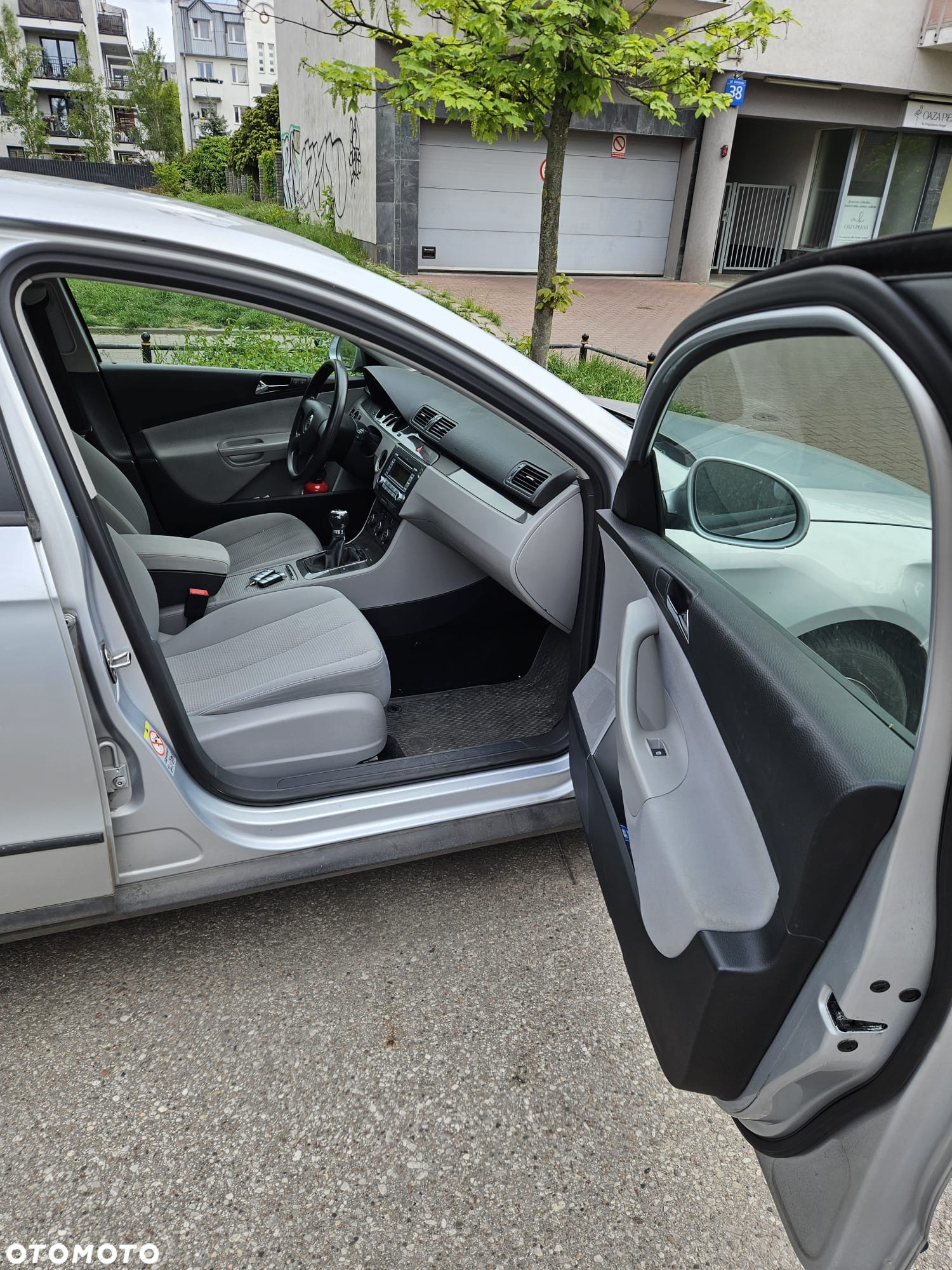 Volkswagen Passat 1.8 TSI Comfortline - 9