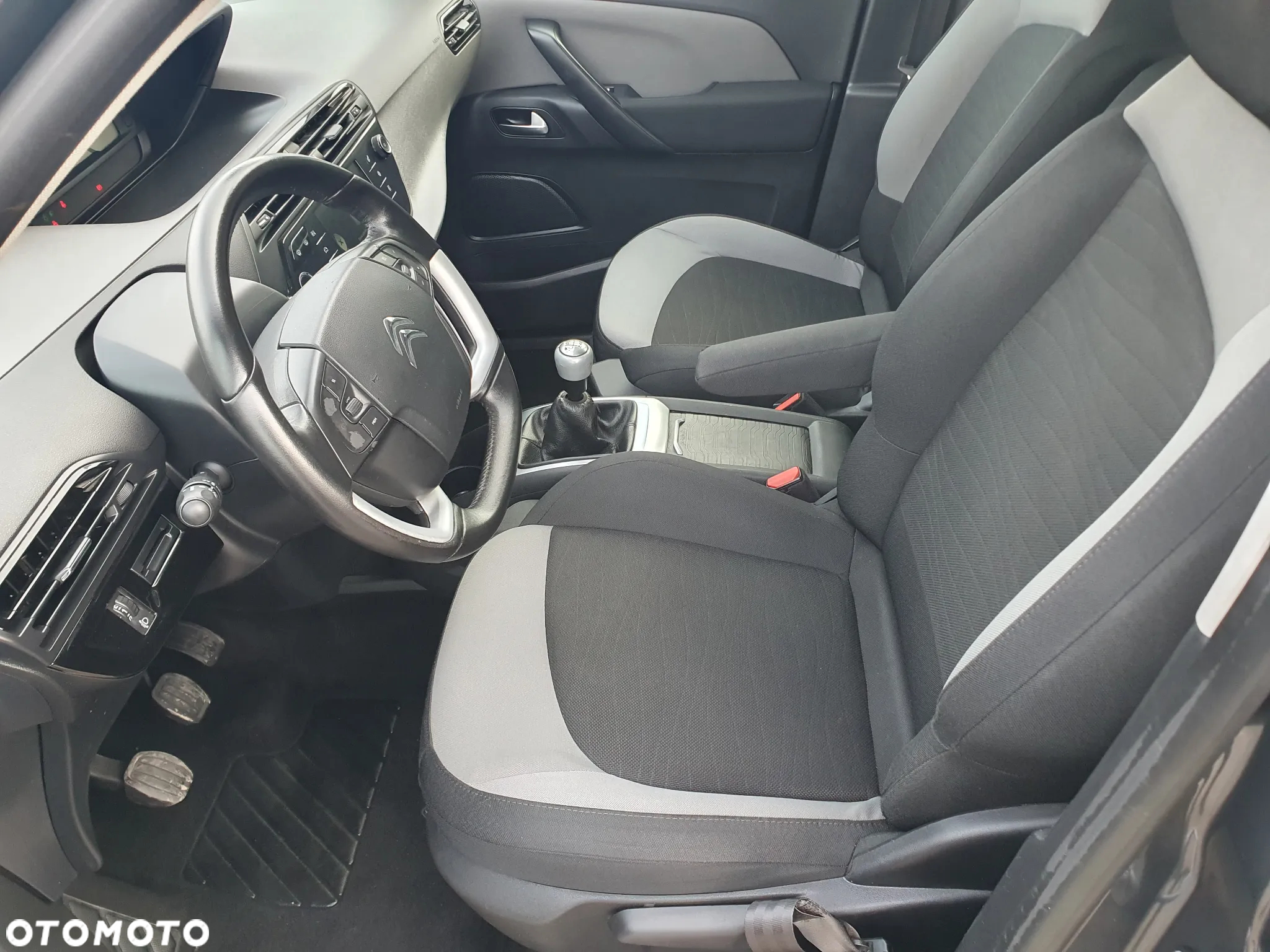 Citroën C4 Picasso 1.6 e-HDi Exclusive - 19