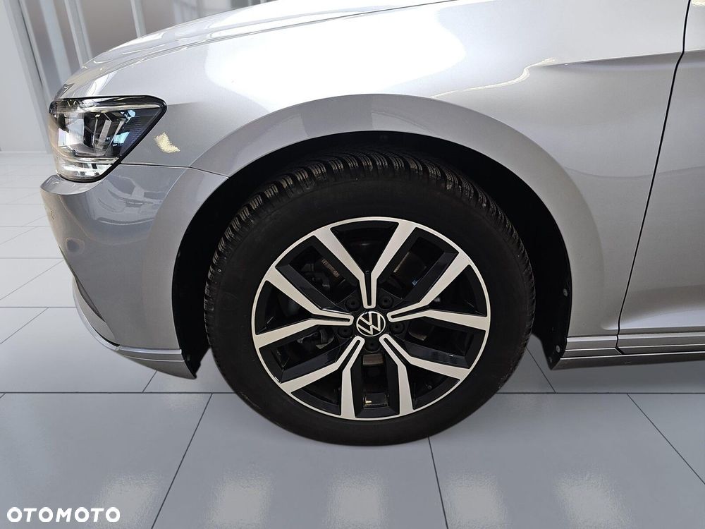 Volkswagen Passat Variant 2.0 TDI EVO Business DSG - 34