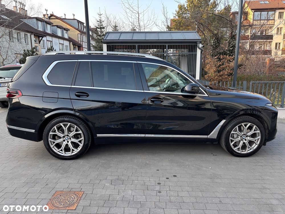 BMW X7 - 11