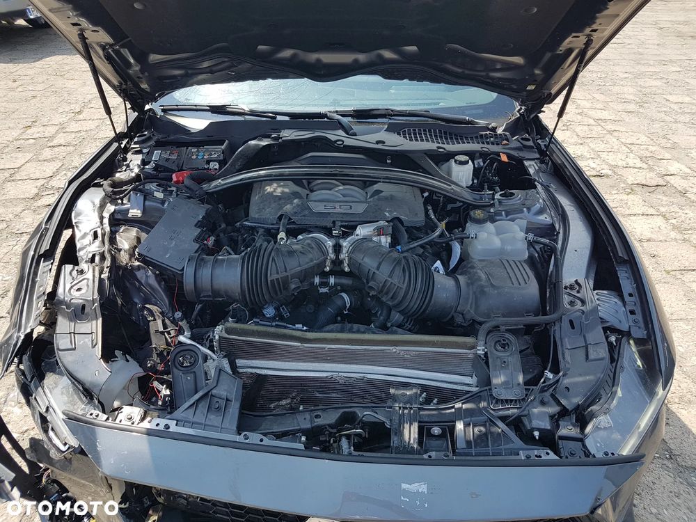 Ford Mustang - 3