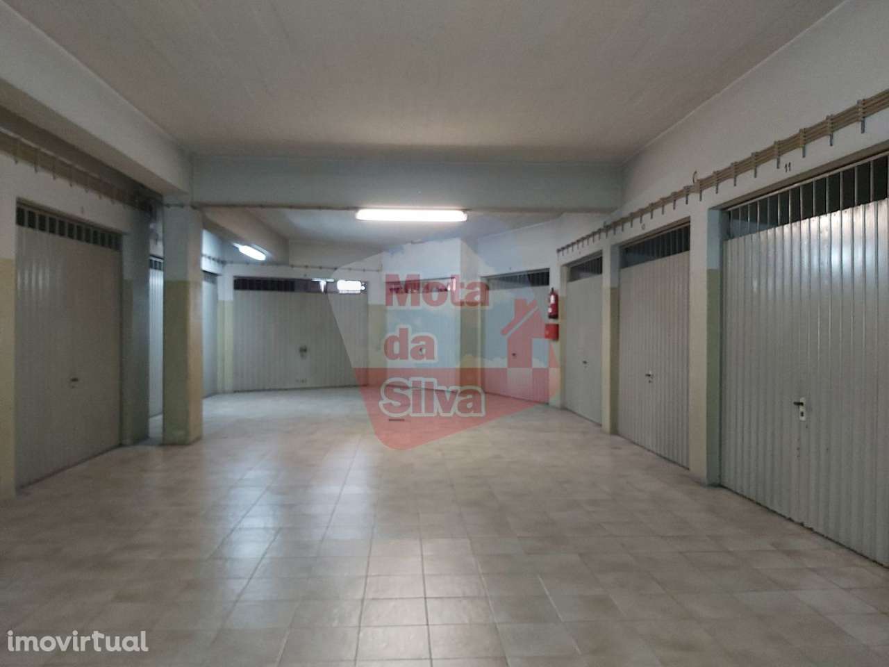 Excelente Garagem na  Cova da Piedade | Almada - Grande imagem: 2/5