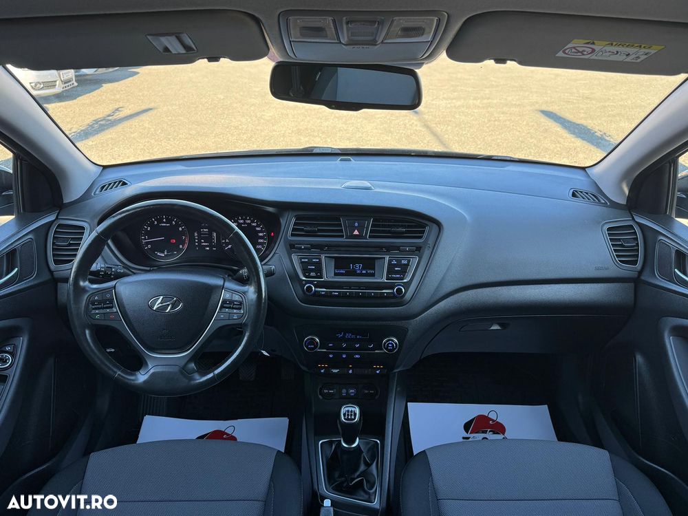 Hyundai i20 1.2 Comfort - 22