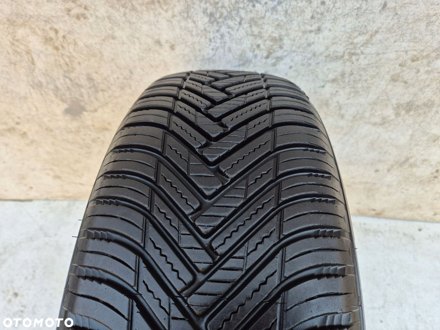 Hankook Kinergy 4S2 X H750A 215/60R17 96 V 3PMSF 7,3mm. - 3