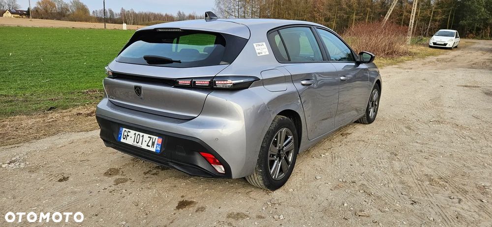 Peugeot 308 - 1