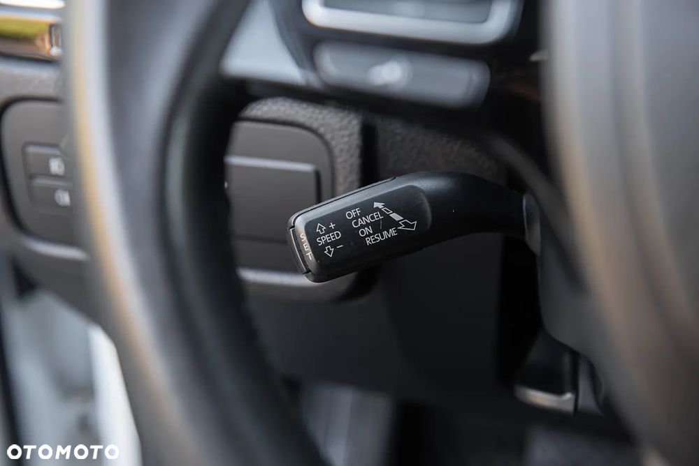 Volkswagen Touareg 3.0 V6 TDI SCR Blue Motion DPF Automatik Executive Edition - 19