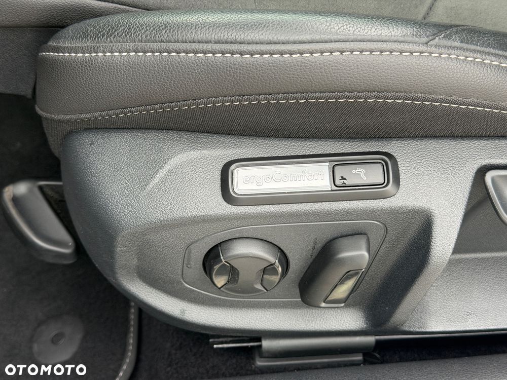 Volkswagen Arteon 2.0 TSI OPF DSG R-Line - 20