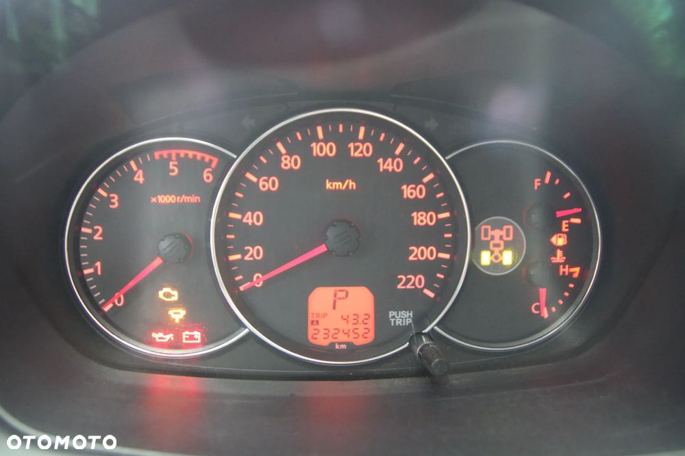 Mitsubishi Pajero Sport - 17