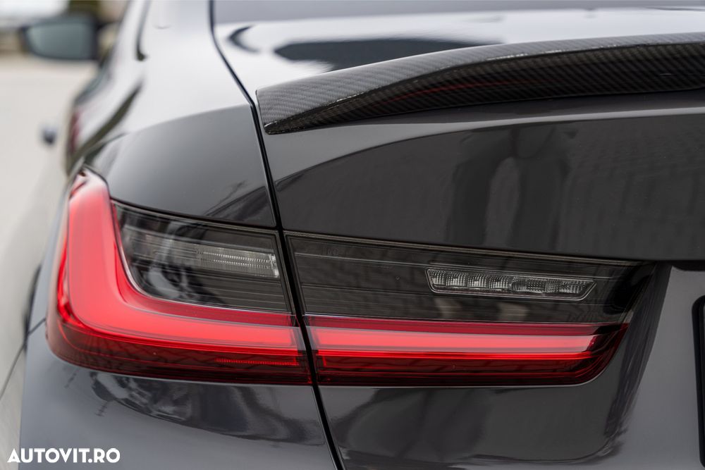 BMW Seria 3 330e Aut. M Sport - 12