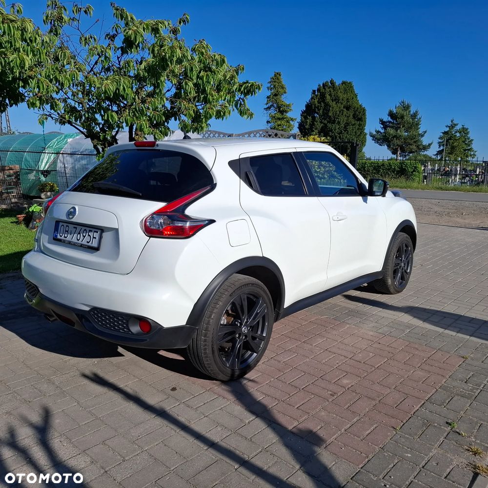 Nissan Juke 1.6 DIG-T Tekna 4WD Xtronic - 2