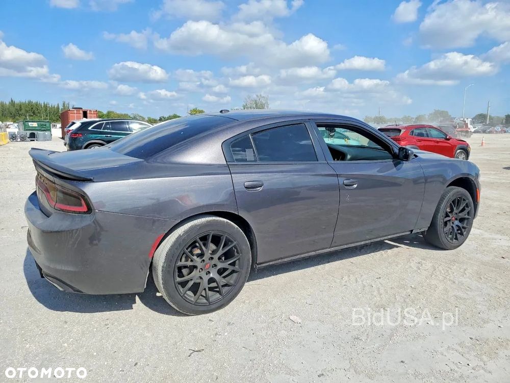 Dodge Charger - 2