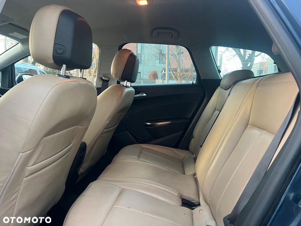 Opel Astra 1.4 Turbo - 19