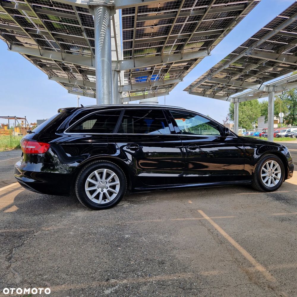 Audi A4 Avant 2.0 TDI DPF clean diesel quattro Attraction - 17