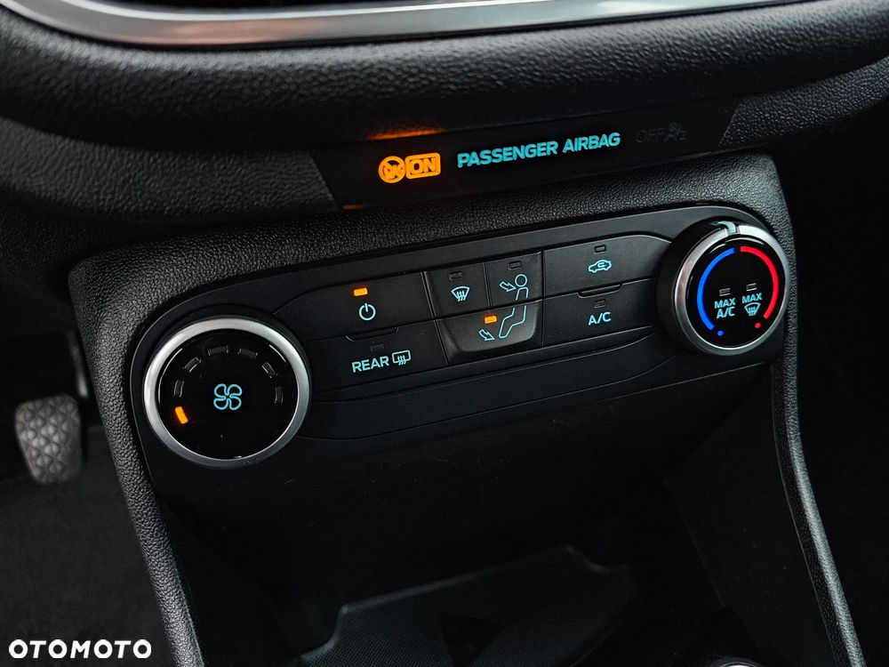 Ford Fiesta 1.1 Trend - 28