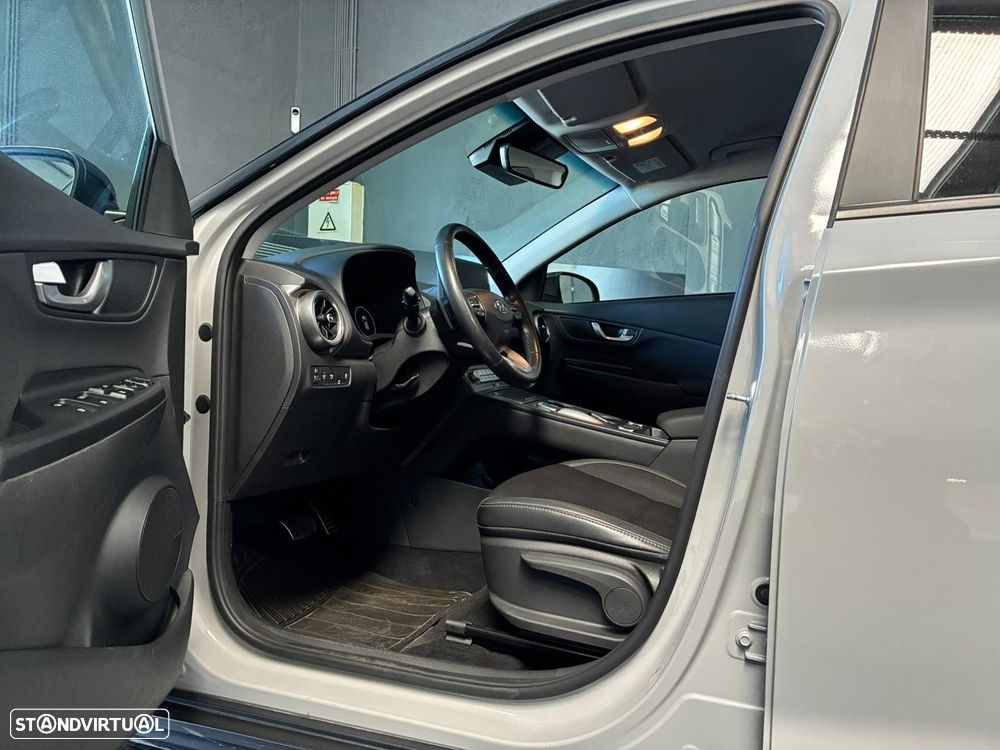 Hyundai Kauai 39 kWh Executive - 24