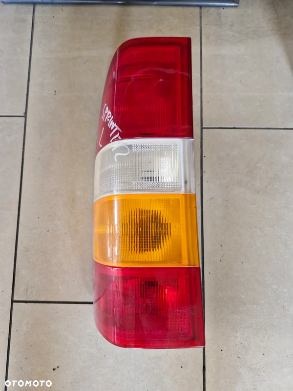 Lampa lewy tył Mercedes Sprinter od 95r-2000r