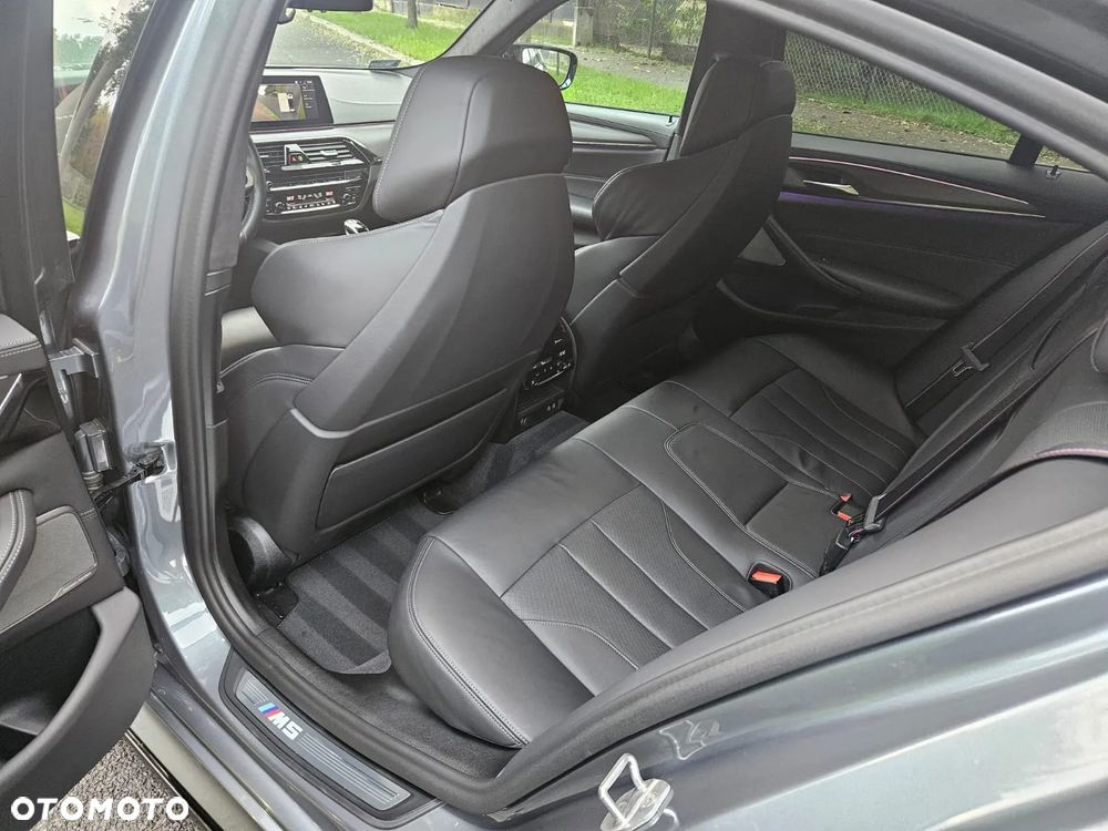 BMW M5 Competition - 11