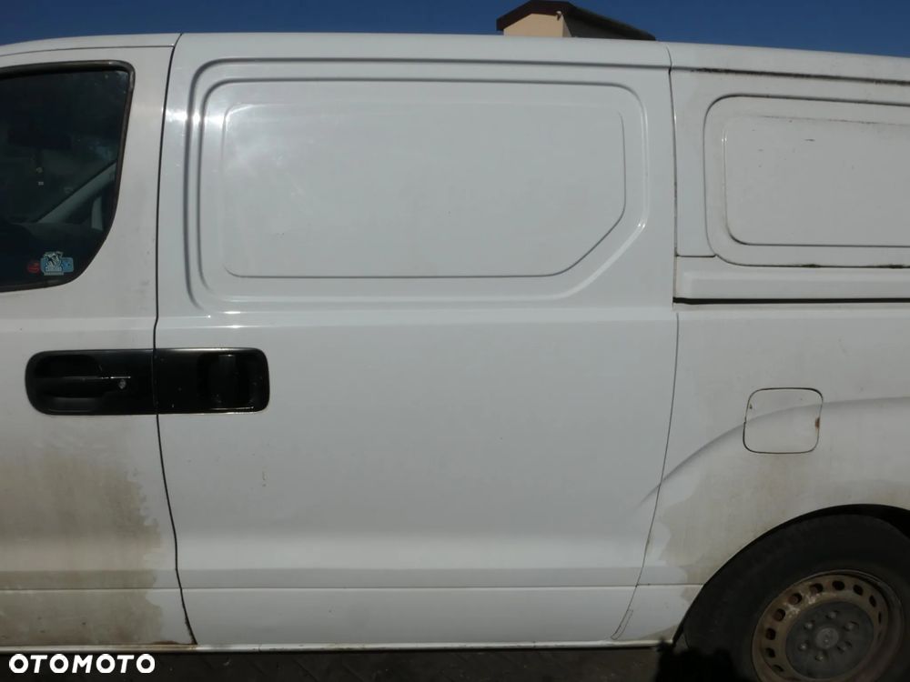 HYUNDAI H1 II  *SAMOCHÓD NA CZĘŚCI*EC (CRYSTAL WHITE) / SKRZYNIA, MASKA, LAMPA, DRZWI,ABS,PRZEKŁADNIA, KLAPA, BELKA, DESKA, FOTELE, KANAPA, ĆWIARTKA KIEROWNICA, TARCZE,ZAWIESZENIE, KOMPLETNY TYŁ, LICZNIK, ZEGARY, PRAWE LEWE PRZÓD TYŁ - 3