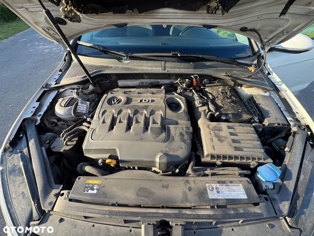 Volkswagen Golf 1.6 TDI BlueMot Trendline DSG - 8