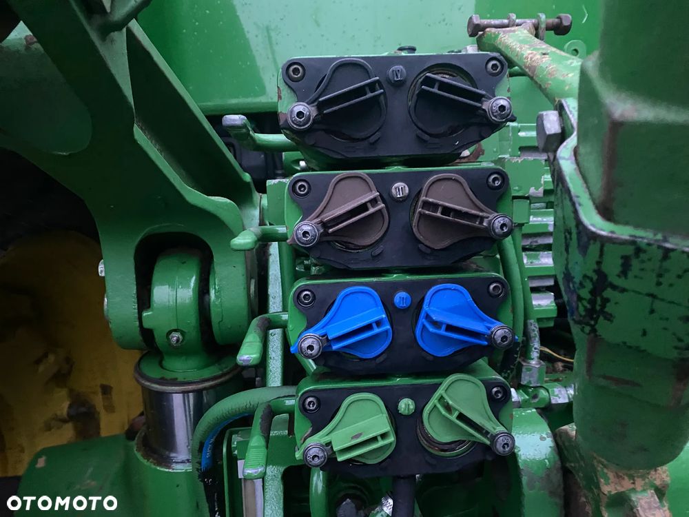 John Deere 7200 R  7230  CASE PUMA 6215 R - 19