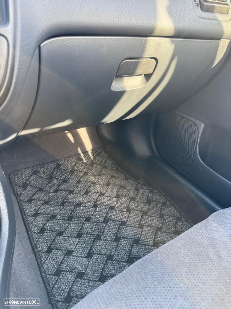 Honda Civic 1.5i LS - 11