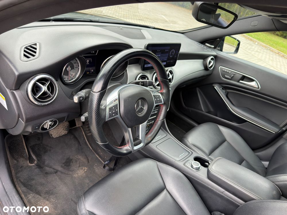 Mercedes-Benz CLA - 16