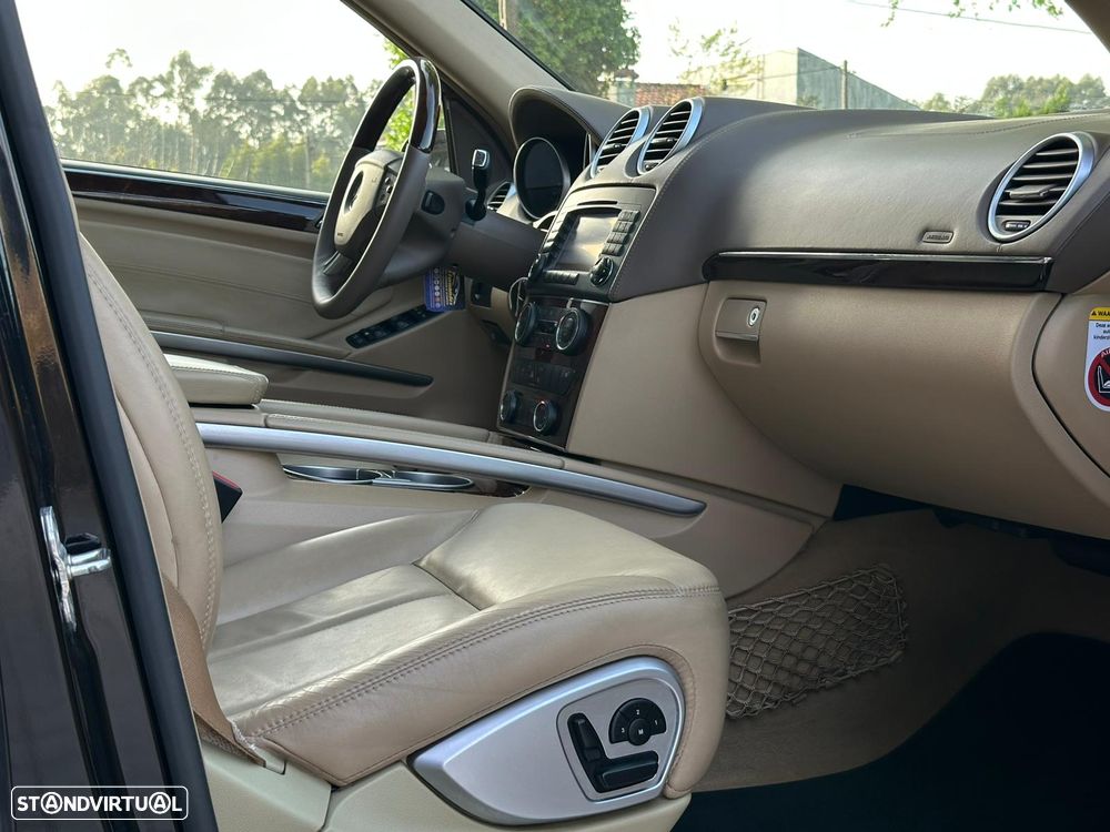 Mercedes-Benz GL 320 CDI 4Matic 7G-TRONIC - 38