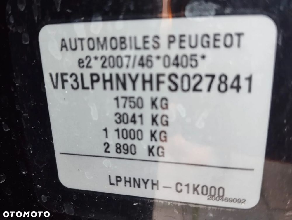 Peugeot 308 PureTech 130 GPF Black Edition - 31