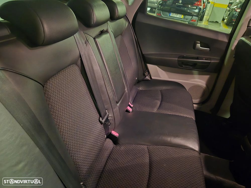Kia Ceed SW 1.6 CRDi LX - 36
