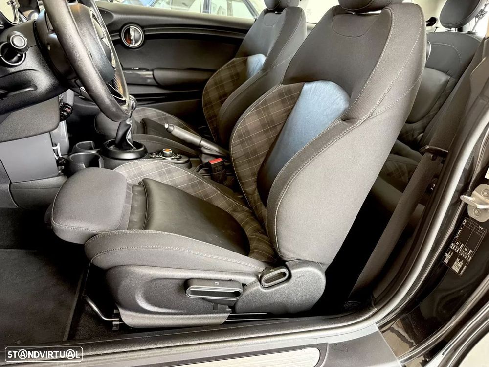 MINI 3 Portas One D - 31