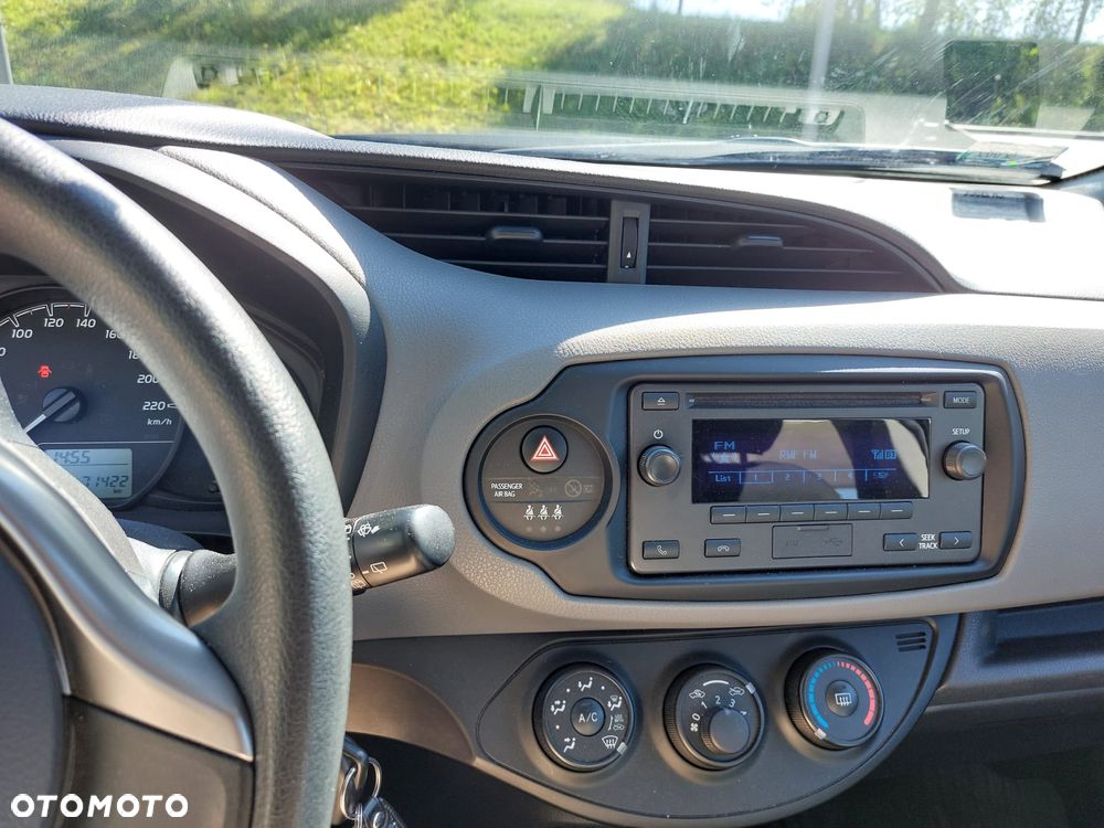 Toyota Yaris 1.0 Comfort - 4