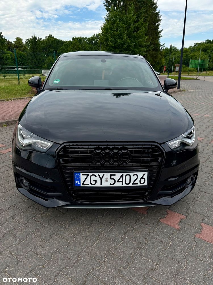 Audi A1 Sportback 1.4 TFSI S line edition - 2